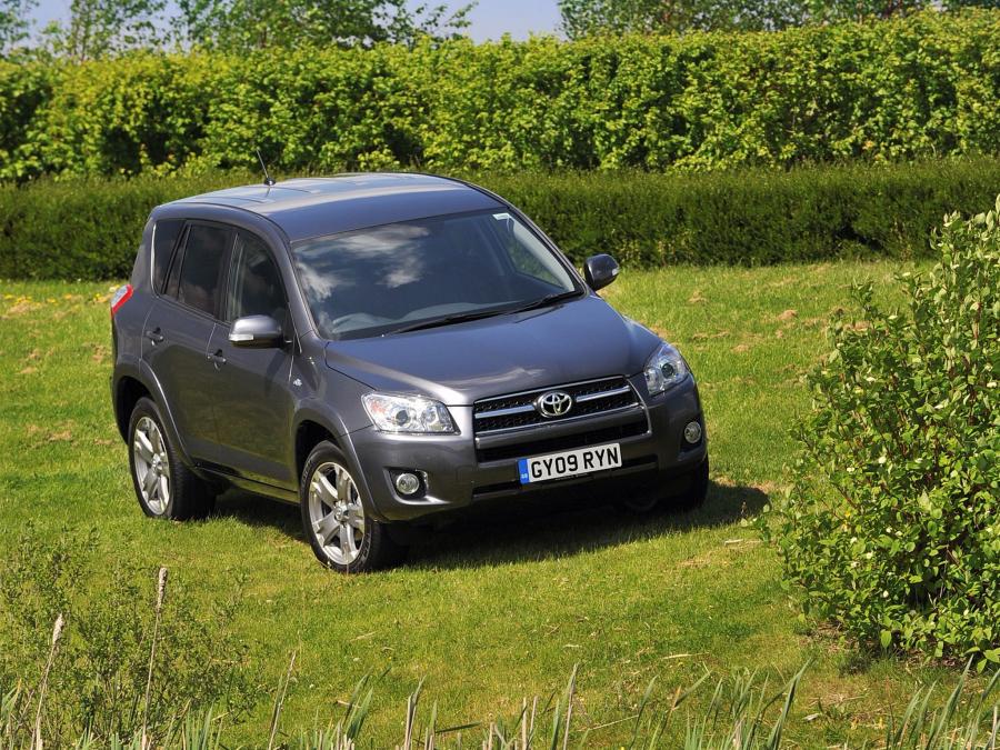  Toyota RAV4 2008 года  (UK) (фото 17 из 18)